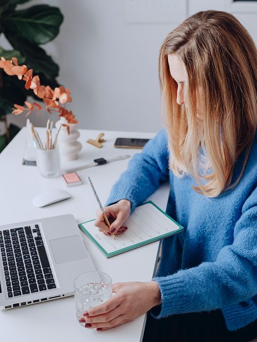 One-click download of transcript & comments from any TikTok/YouTube video for research